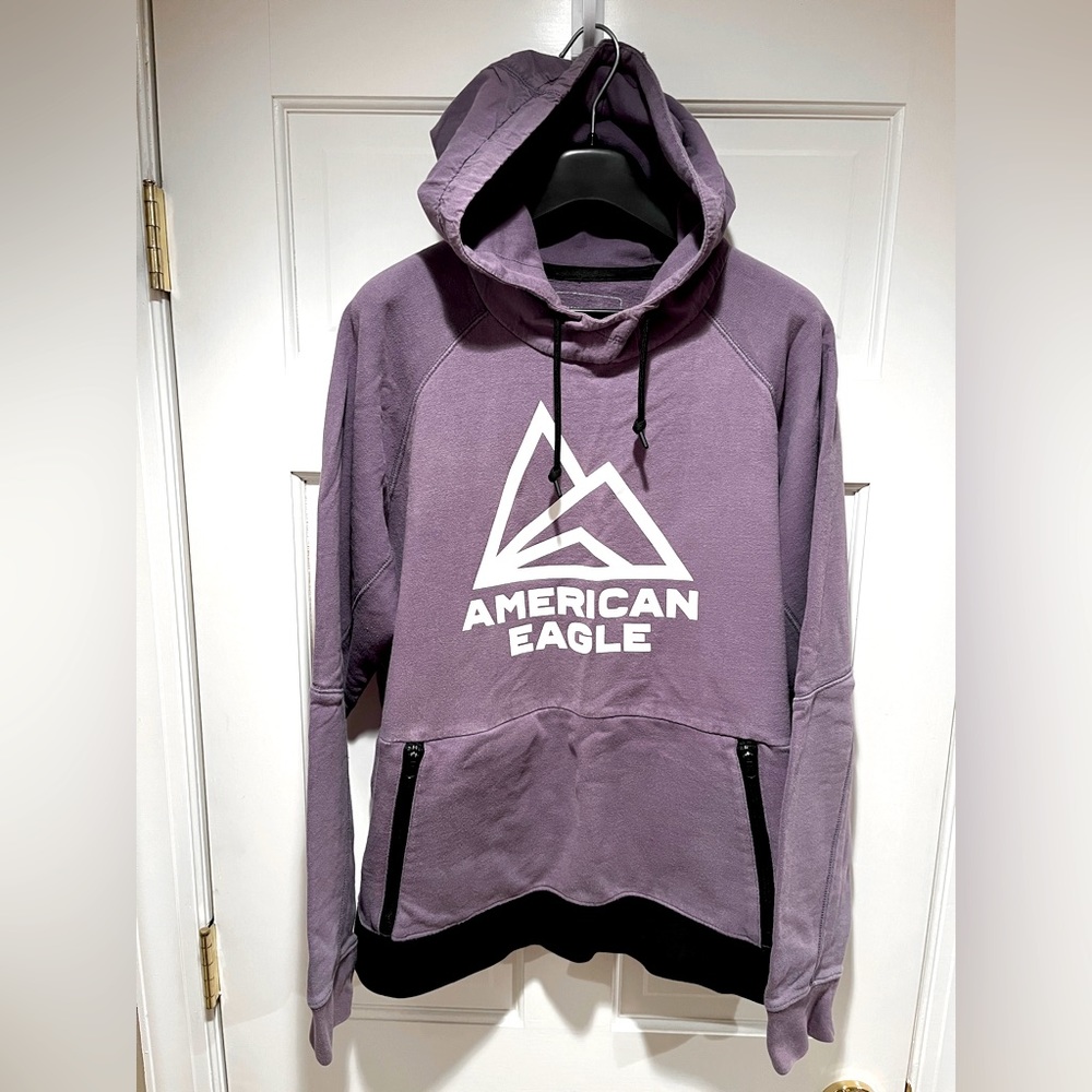 American Eagle pullover hoodie